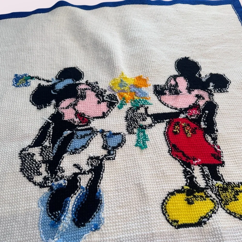 Vintage Handmade Mickey & Minnie Mouse Crochet Knit Blanket Throw Decor 40 x 47" - Picture 10 of 11